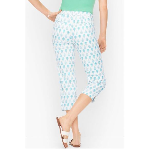 Talbots size 16 Perfect Skimmer Crop Capri Pants White Blue Paisley $89.00 NWT - Picture 2 of 13